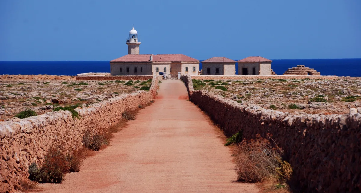 Dove mangiare a Lampedusa spendendo poco: guida aggiornata 2026