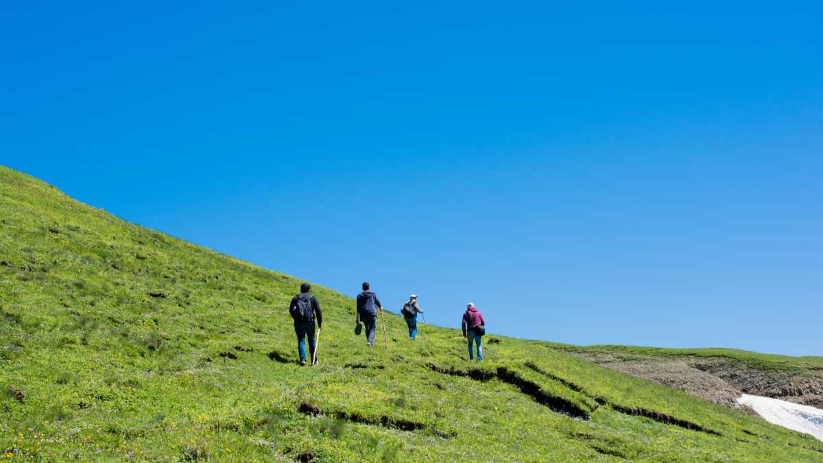 Trekking e mare a Lampedusa: itinerari che uniscono spiagge e natura